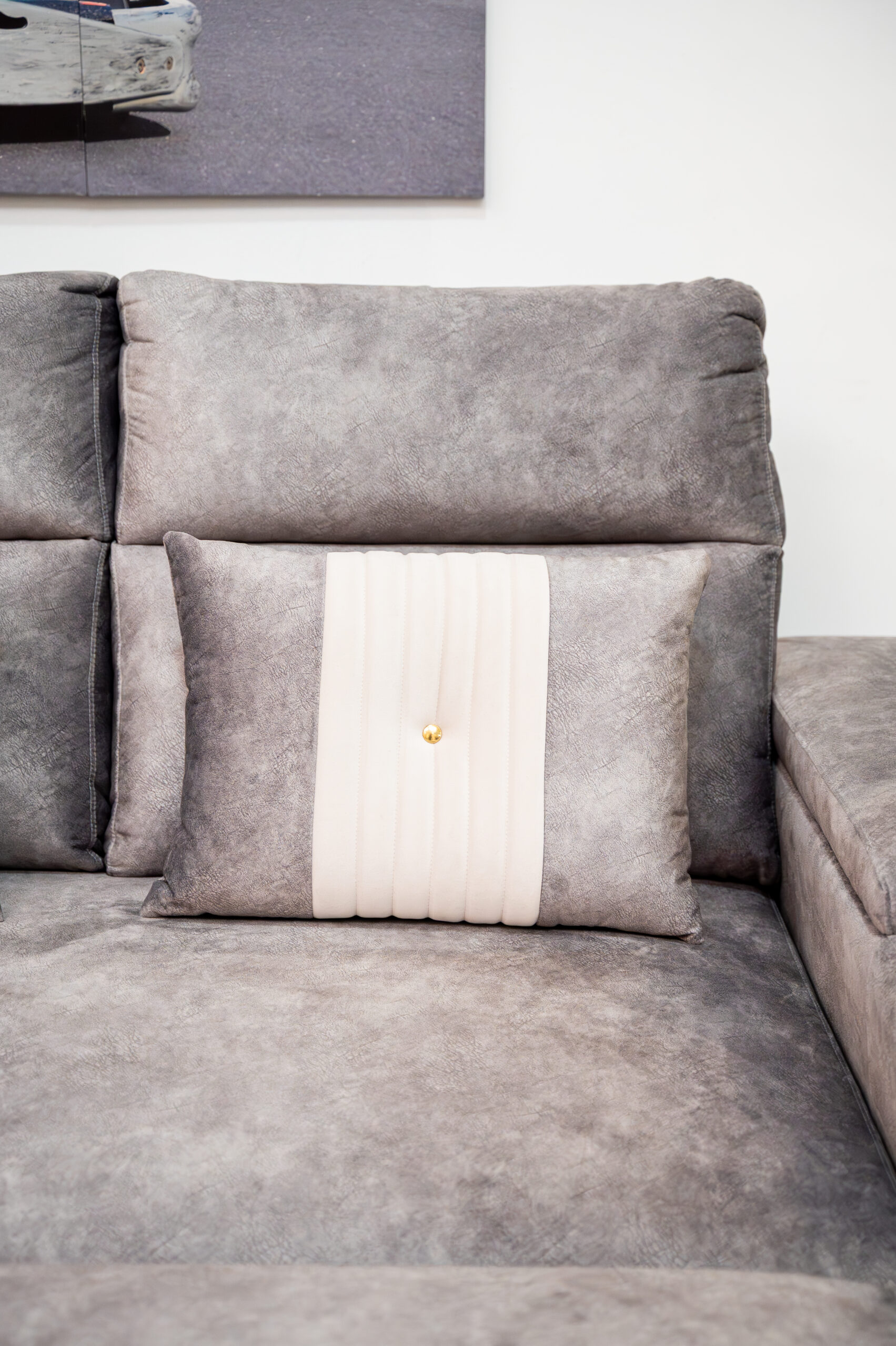 โซฟาเบด L-Shape สีเทาฟังก์ชันครบ พร้อมช่องวางแก้วและที่เก็บของ - Image 6