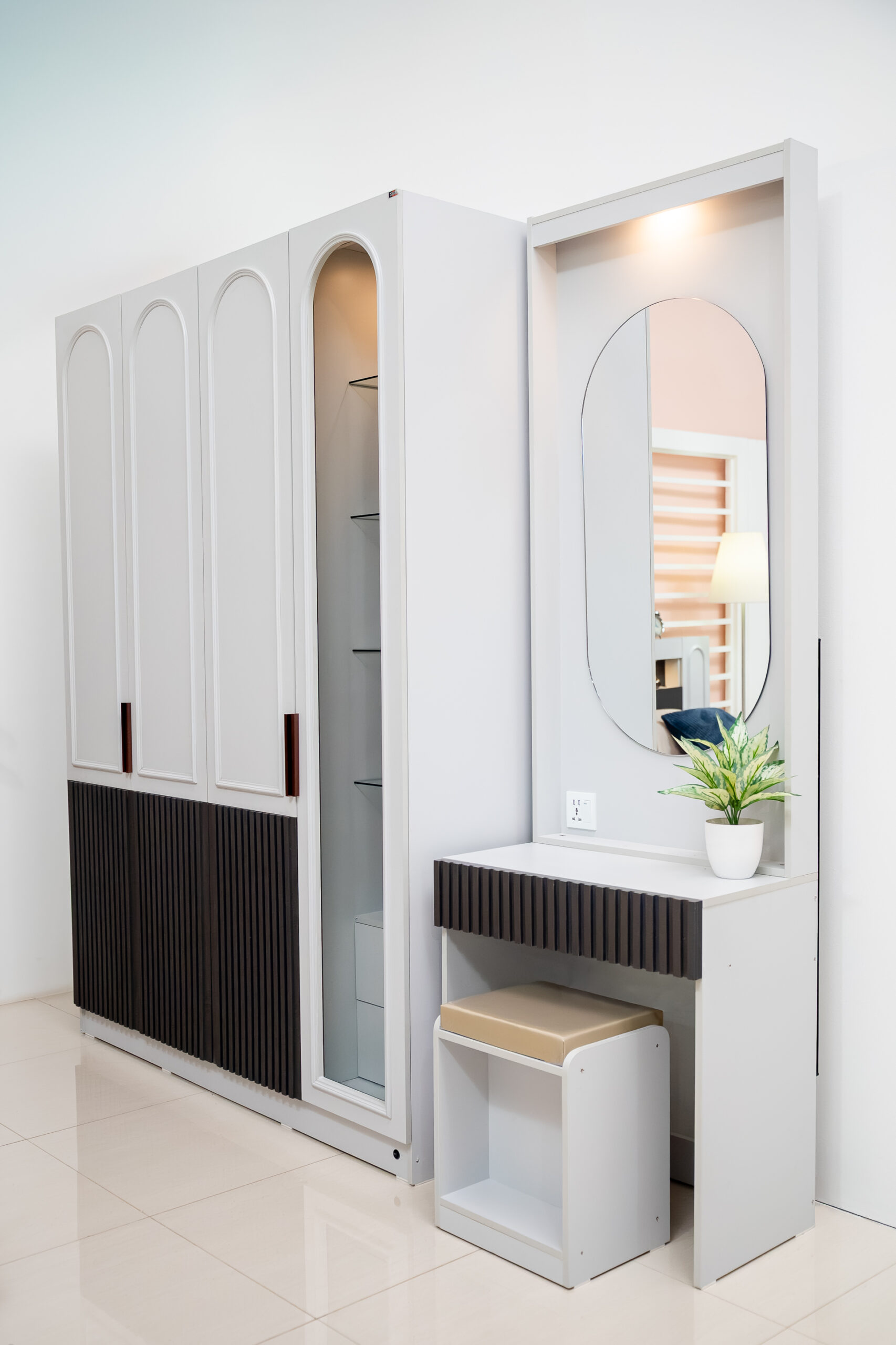 ชุดห้องนอนดีไซน์ Arch Shape สไตล์ Modern Luxury - Image 13