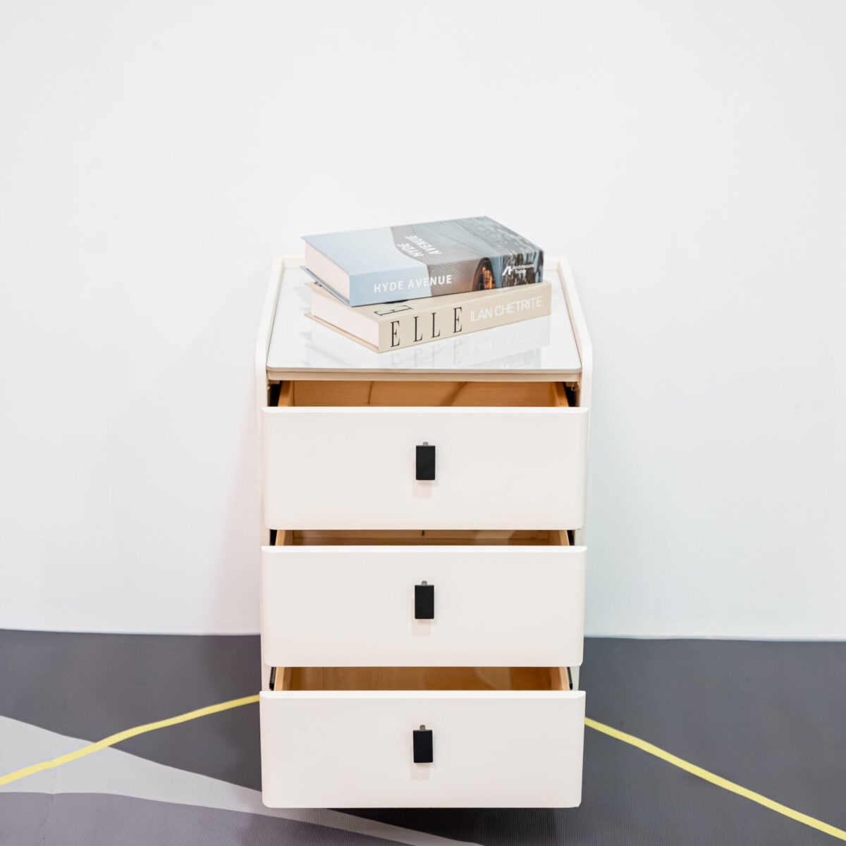 ตู้ลิ้นชัก (สีขาว)