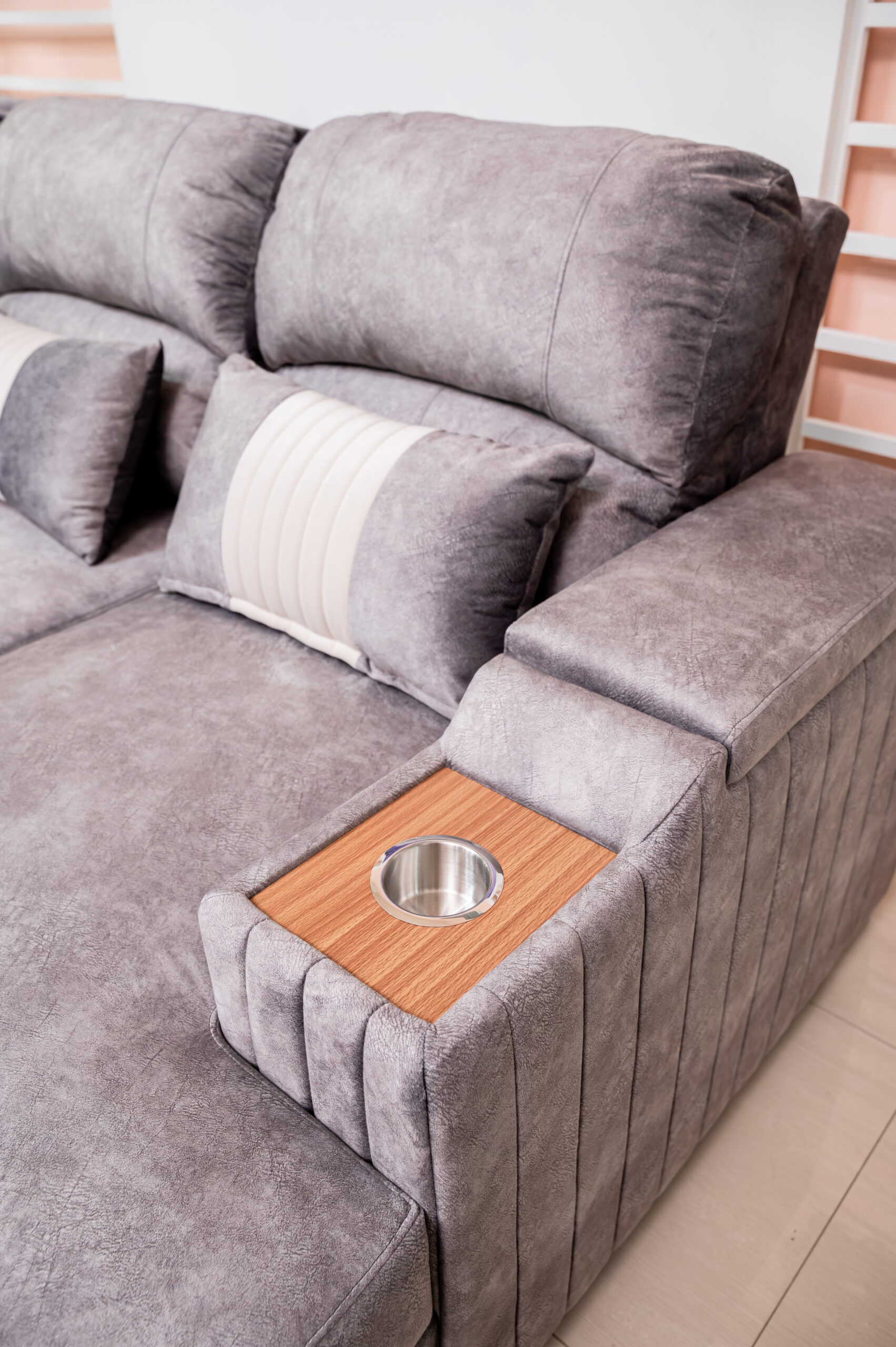 โซฟาเบดเข้ามุม L-Shape ฟังก์ชันครบพร้อมช่องวางแก้ว - Image 4