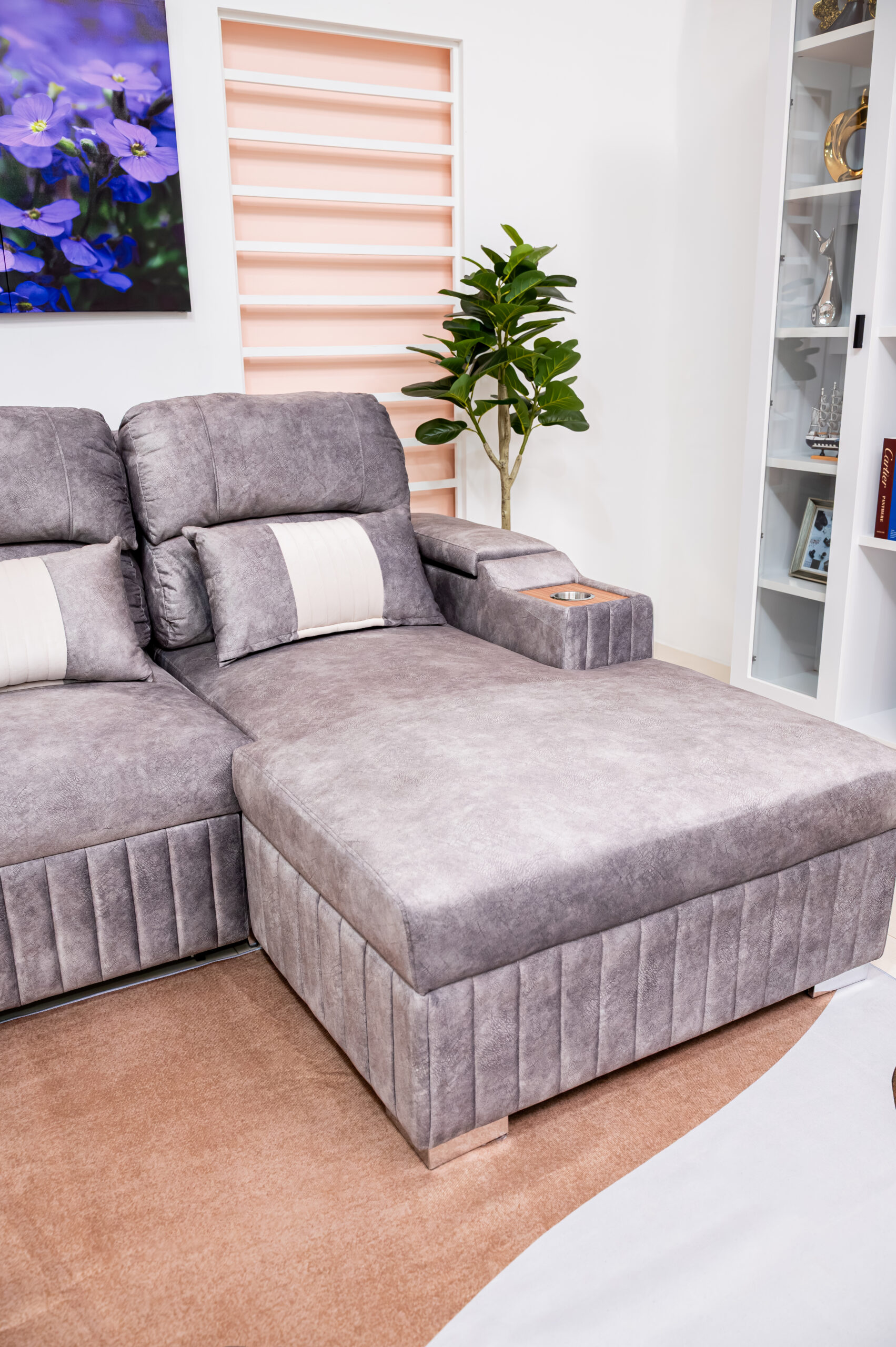 โซฟาเบดเข้ามุม L-Shape ฟังก์ชันครบพร้อมช่องวางแก้ว - Image 2