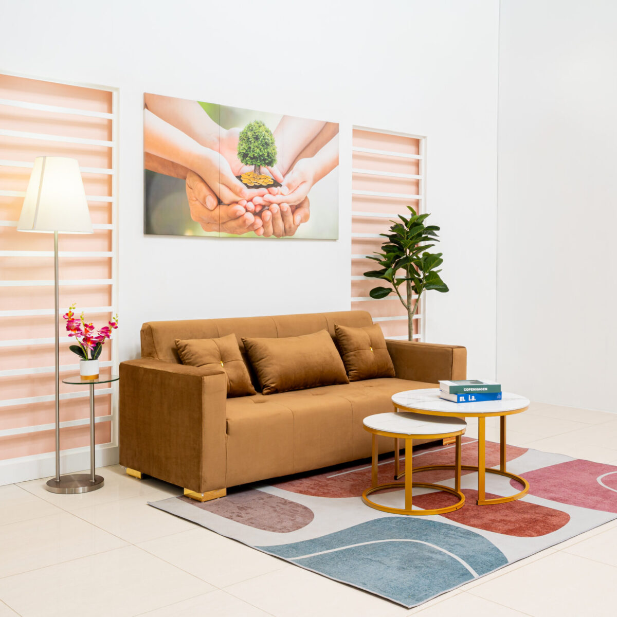 โซฟา 3 ที่นั่งหุ้มผ้ากำมะหยี่สี Golden Brown ดีไซน์ Luxury Gold