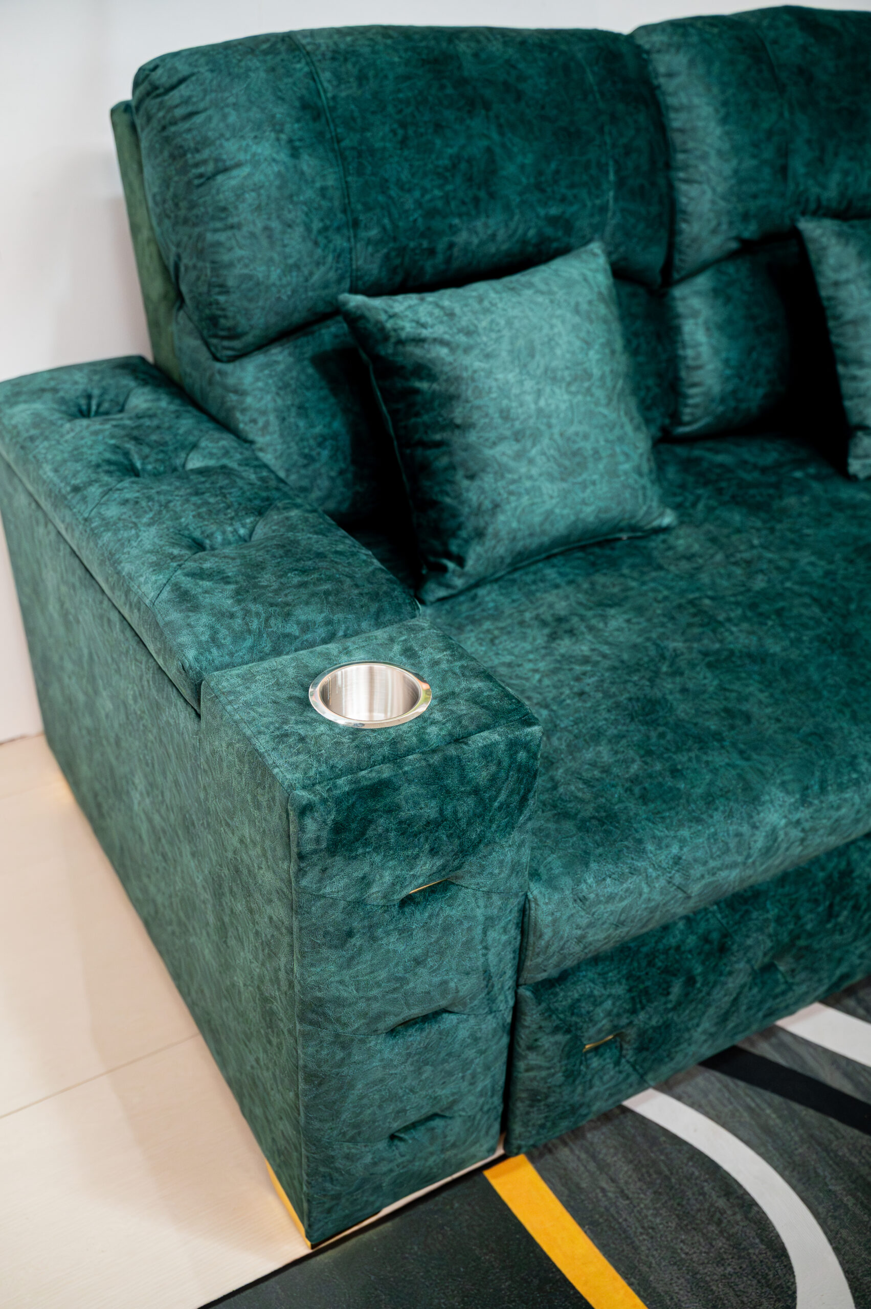 โซฟาเบดกำมะหยี่สีเขียวมรกต ดีไซน์ Luxury ฟังก์ชันระดับเฟิร์สคลาส - Image 4