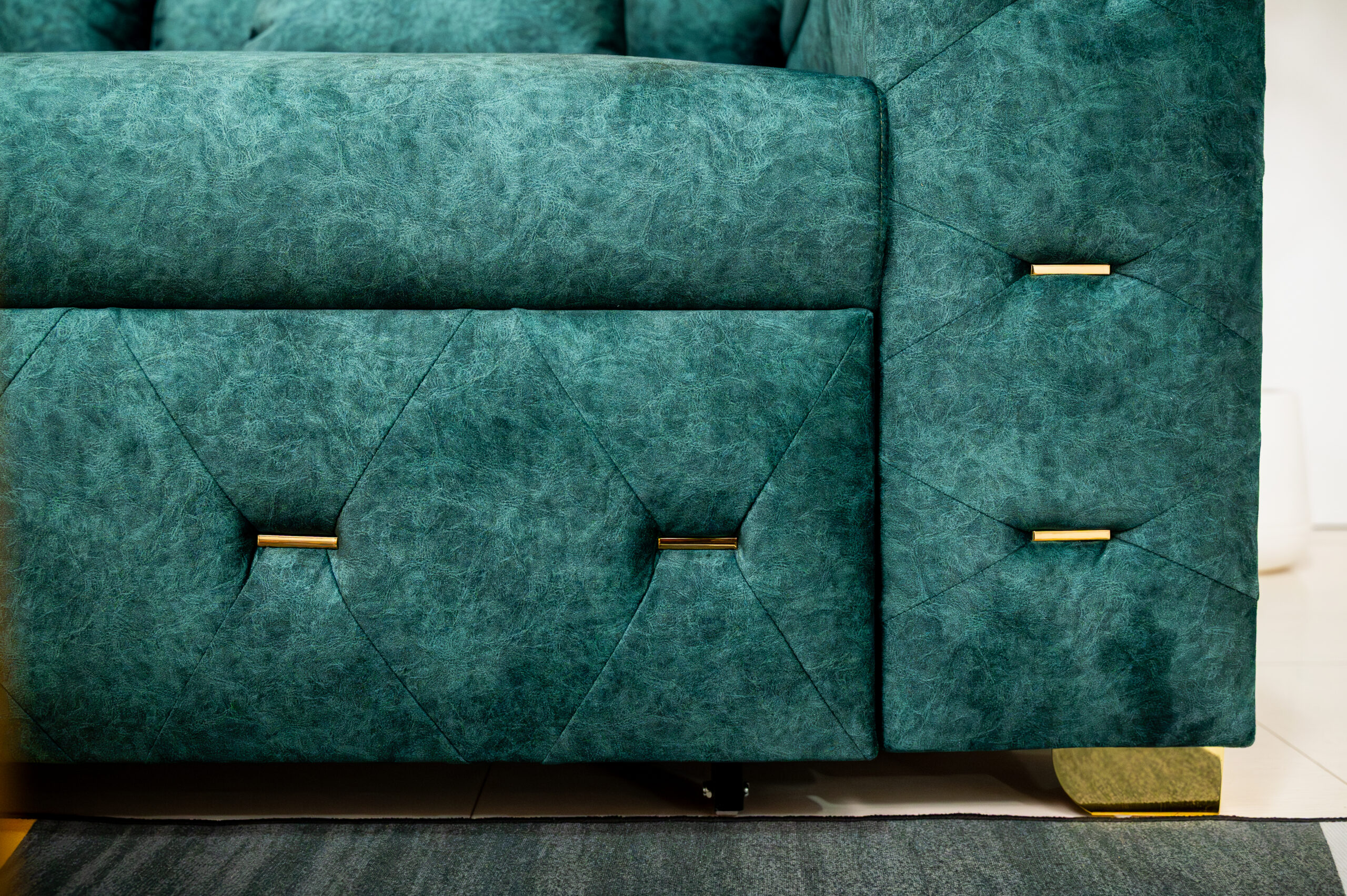 โซฟาเบดกำมะหยี่สีเขียวมรกต ดีไซน์ Luxury ฟังก์ชันระดับเฟิร์สคลาส - Image 8