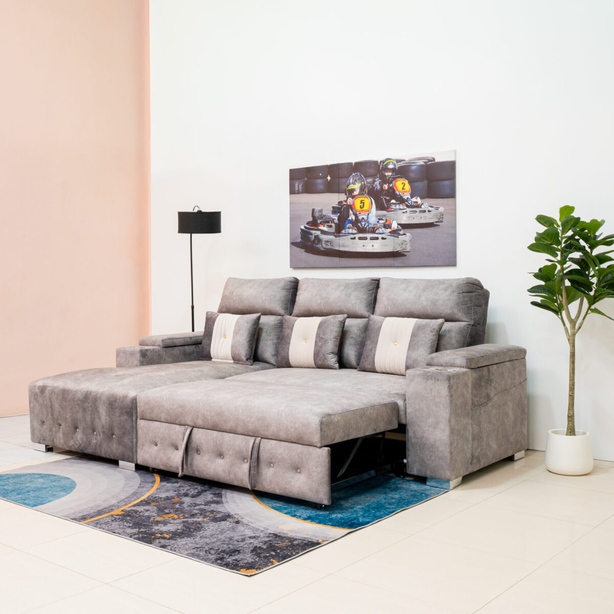 โซฟาเบด L-Shape สีเทาฟังก์ชันครบ พร้อมช่องวางแก้วและที่เก็บของ