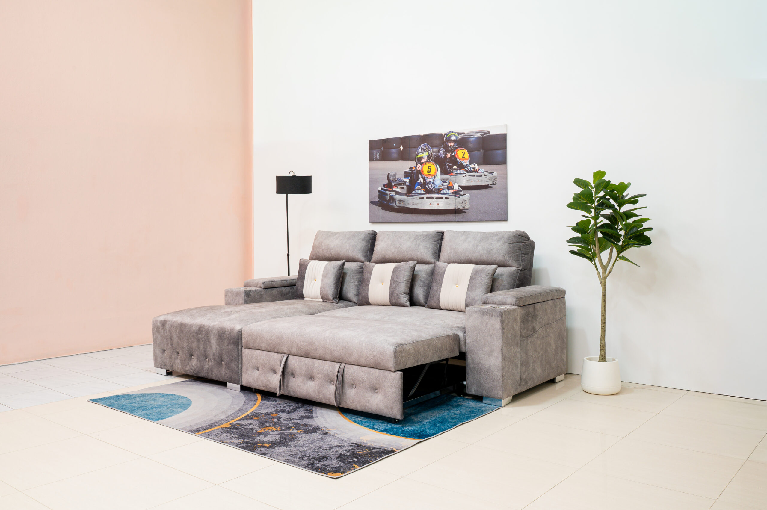 โซฟาเบด L-Shape สีเทาฟังก์ชันครบ พร้อมช่องวางแก้วและที่เก็บของ