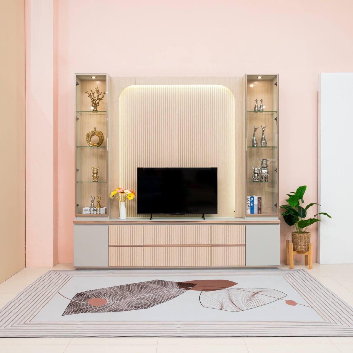 ชั้นวางทีวีดีไซน์ Arch Shape พร้อมตู้โชว์กระจกใส