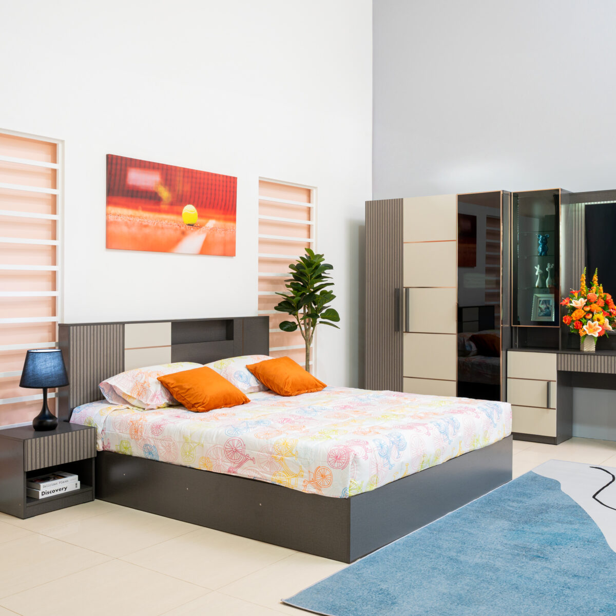 ชุดห้องนอนดีไซน์ Modern Luxury ผสานความเท่ของลายไม้และคิ้ว Pink Gold