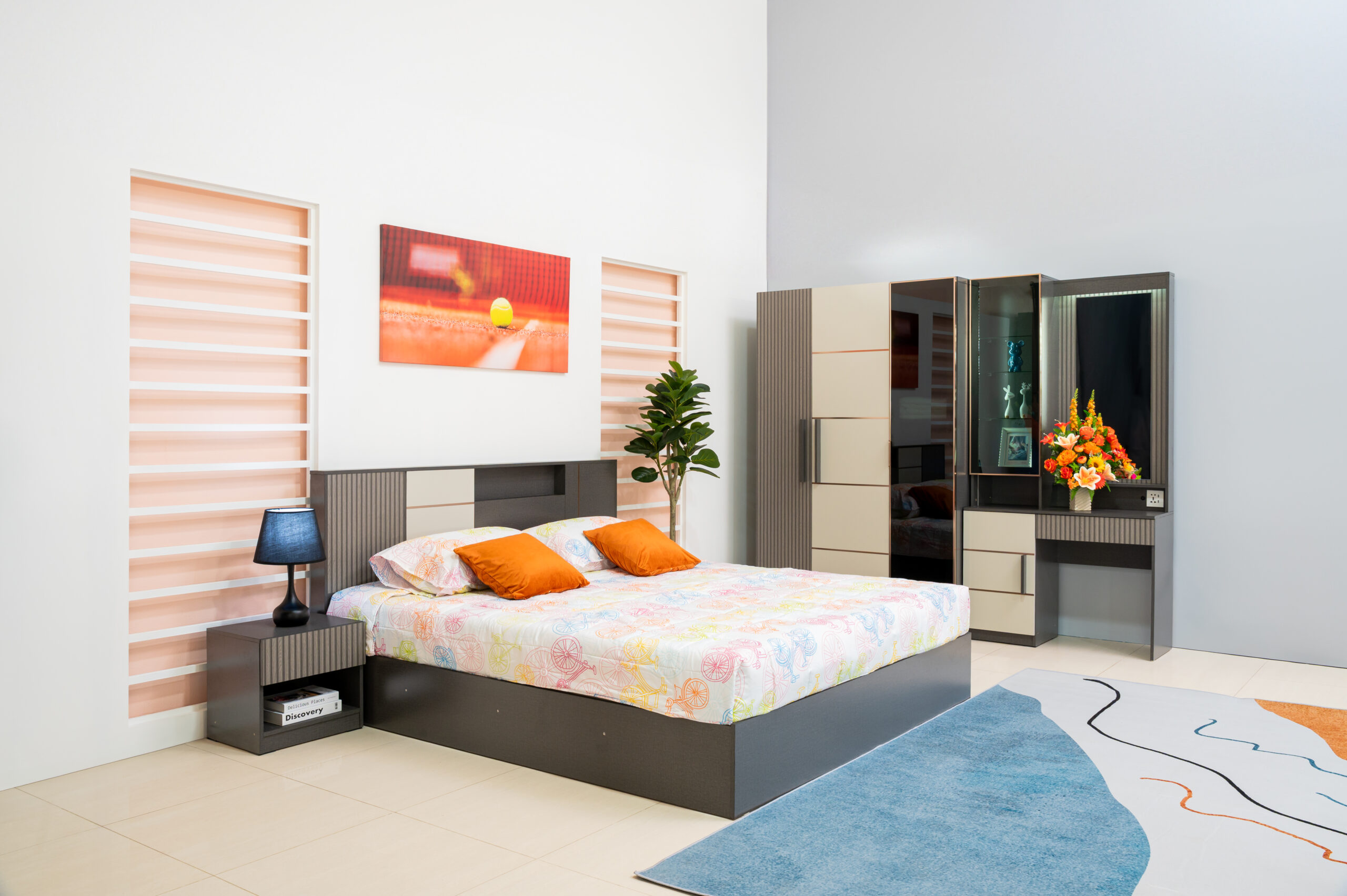 ชุดห้องนอนดีไซน์ Modern Luxury ผสานความเท่ของลายไม้และคิ้ว Pink Gold