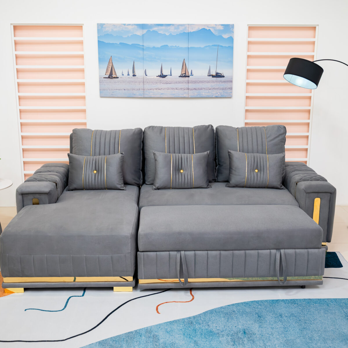 โซฟาเบด L-Shape หนังกลับสีเทาเข้ม ดีไซน์ Luxury Gold